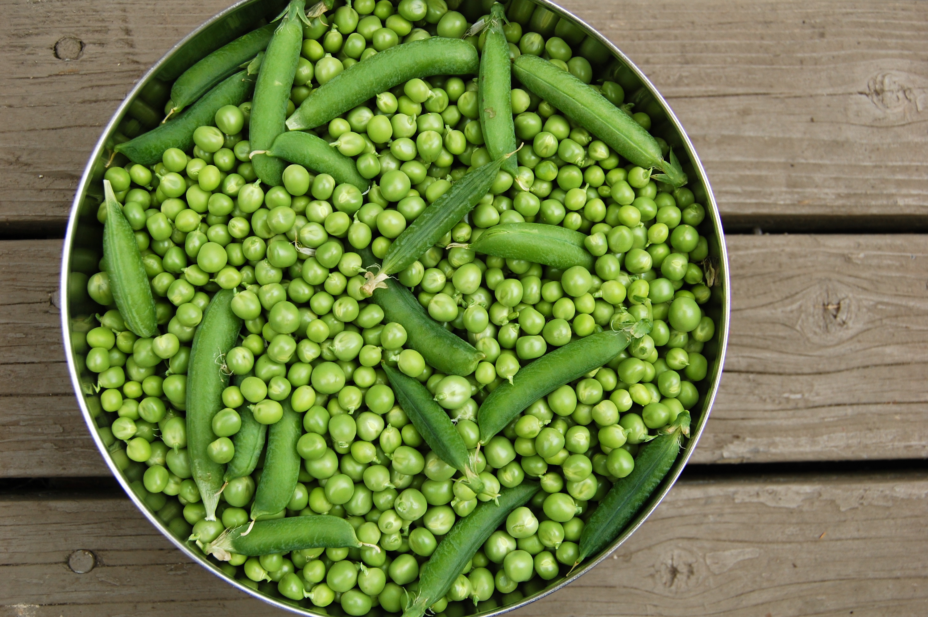 ... is great since we have them coming out of our ears now), English peas